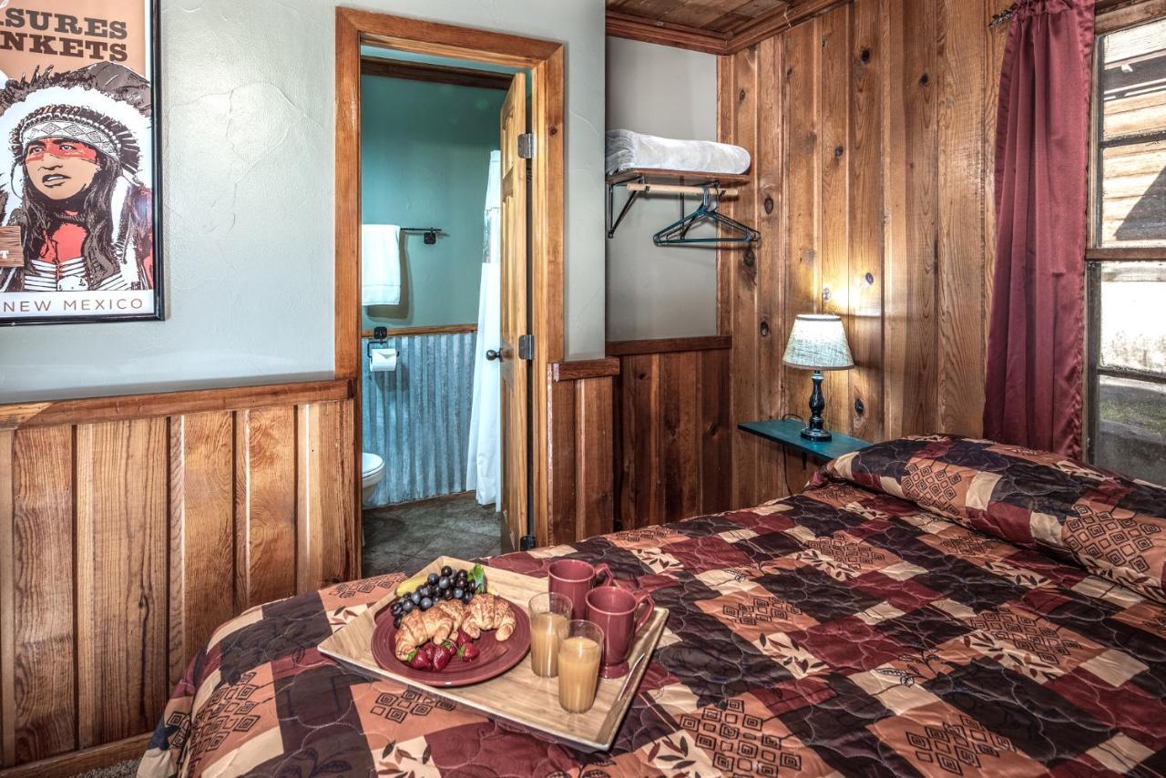 Apache Village 5, Queen Bed, Midtown, Sleeps 2 Ruidoso Eksteriør bilde
